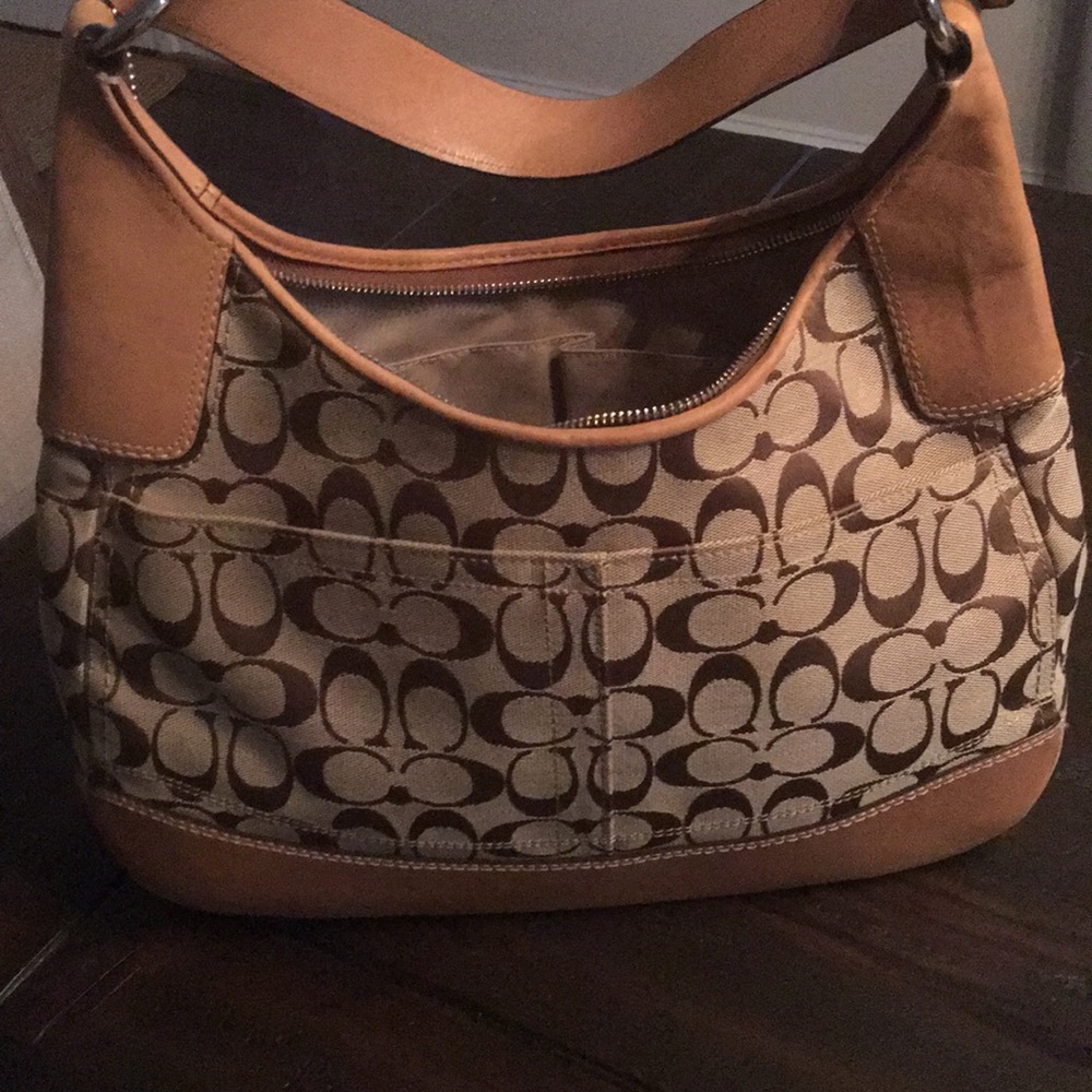 Coach handbag - Picture 2 of 4